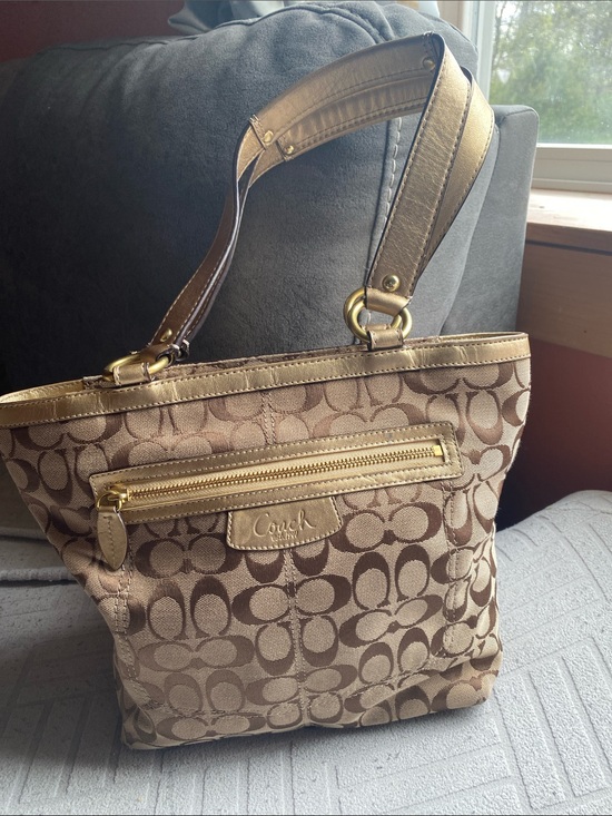 Coach Handbags - Y2K Coach Tan Signature Tote Bag with Gold Accents